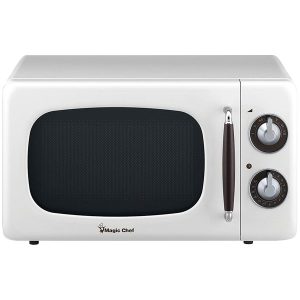 Magic Chef MCD770CW .7 Cubic-ft 700-Watt Retro Microwave (White)