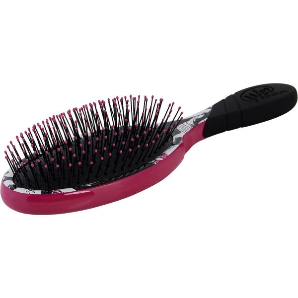 PRO DETANGLER BRUSH - COLLAGE (BARBIE COLLECTION) - WET BRUSH by Wet Brush